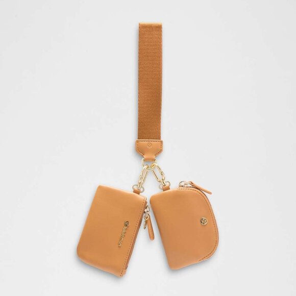 NWT Lululemon Dual Pouch Wristlet *Cactus Leather, Chestnut Brown/Gold - Picture 1 of 7